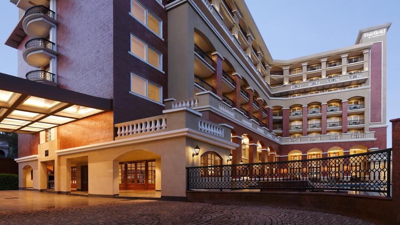 Fairfield By Marriott Goa Calangute Hotel Buitenkant foto