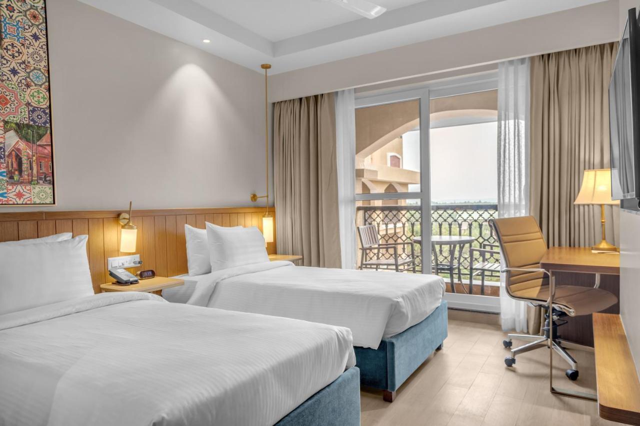 Fairfield By Marriott Goa Calangute Hotel Buitenkant foto