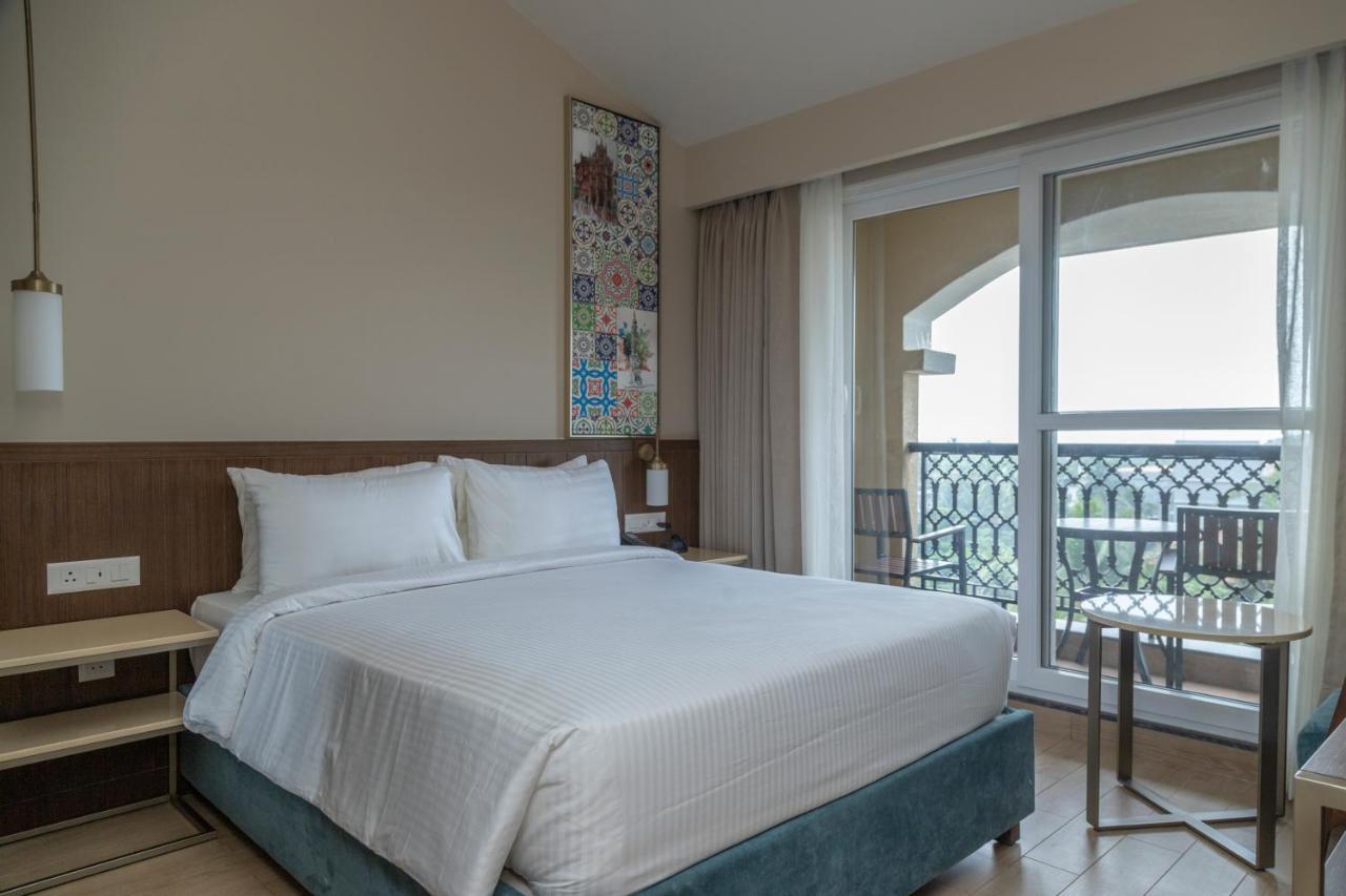 Fairfield By Marriott Goa Calangute Hotel Buitenkant foto